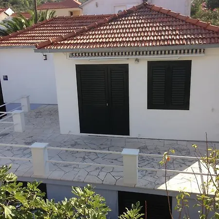 Daire Dalmatia Supetar
