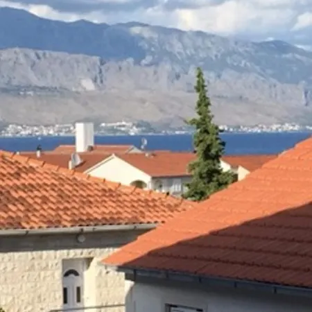 Апартаменты Dalmatia *